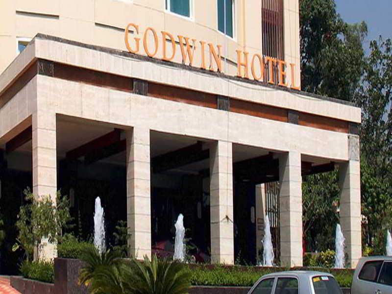 Godwin Hotel Haridwār Extérieur photo